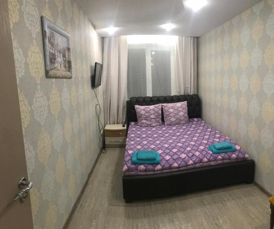 Apartment "A&V-Surganova" ミンスク エクステリア 写真