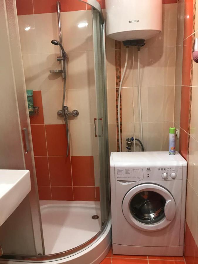 Apartment "A&V-Surganova" ミンスク エクステリア 写真